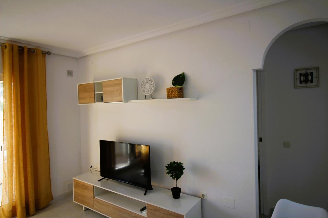 Apartamento Con Piscina En Urbanizacion Parquemar, La Mata, Torrevieja Aq-153 Exterior photo