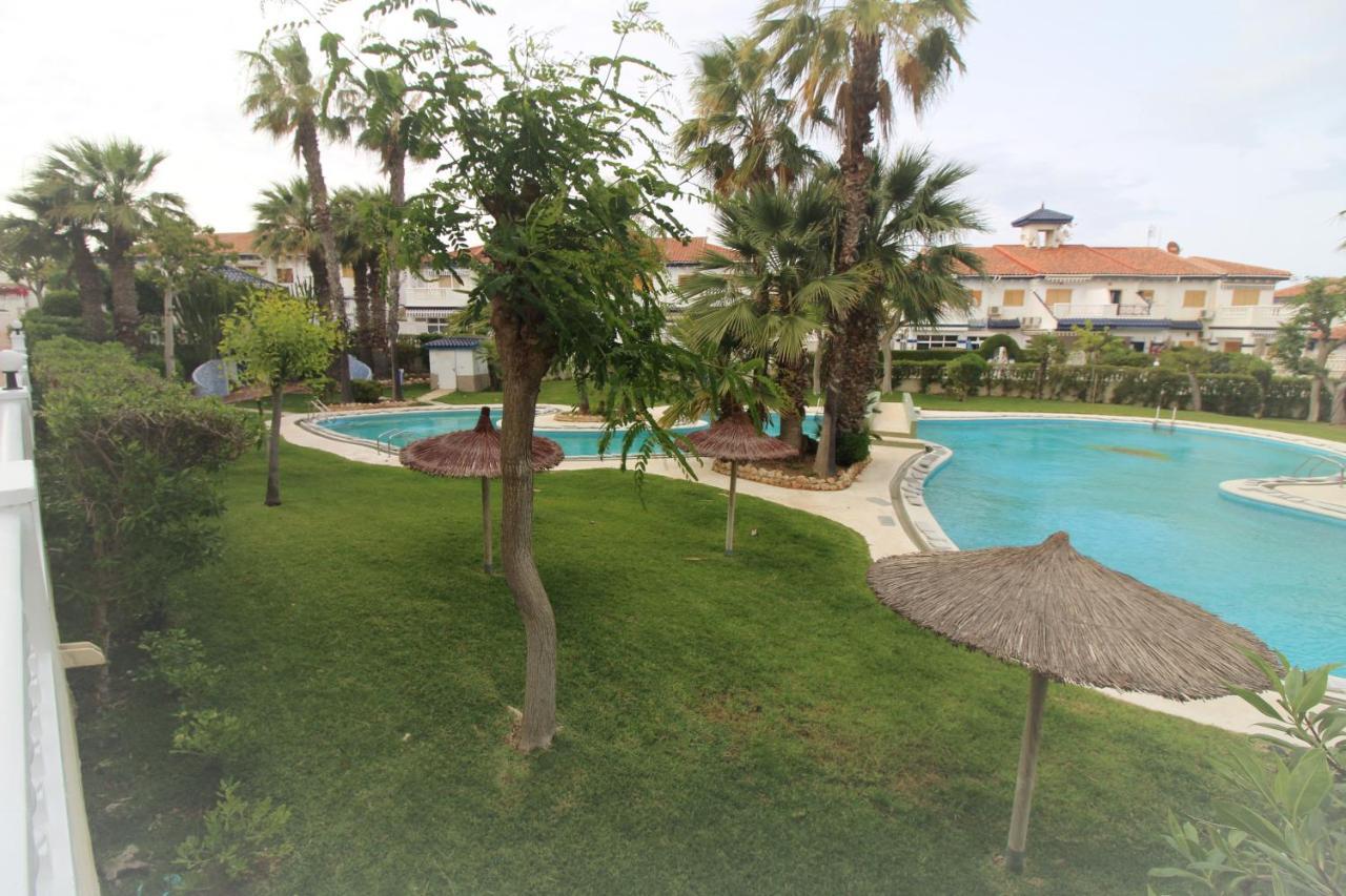 Apartamento Con Piscina En Urbanizacion Parquemar, La Mata, Torrevieja Aq-153 Exterior photo